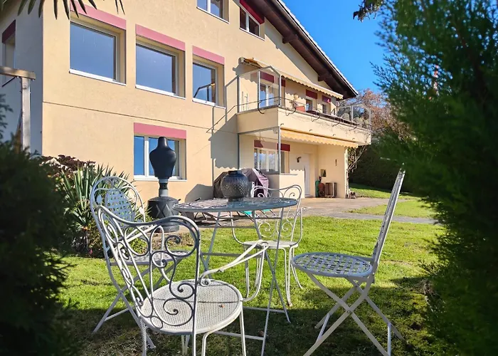 Hilterfingen On The Way To Interlaken Thun